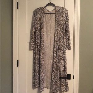 LuLaRoe Sarah cardigan